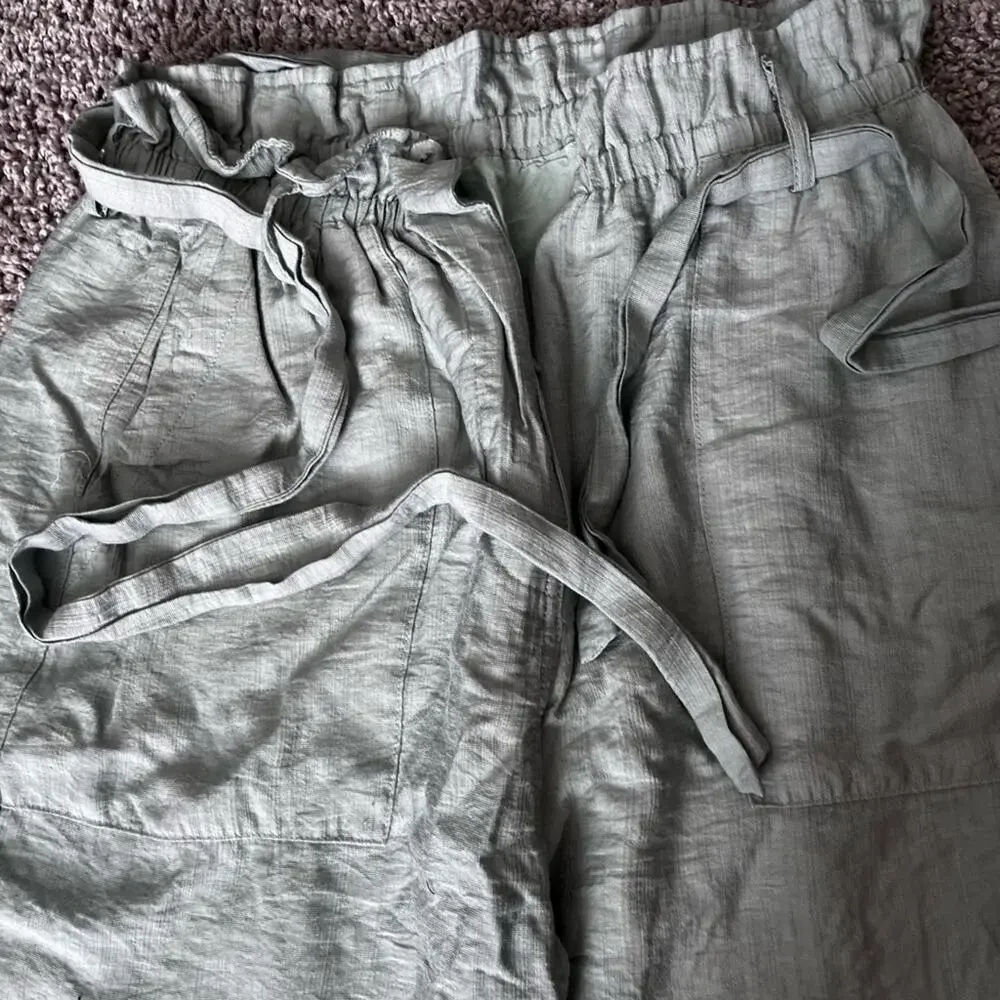 Weekend Date Dusty Sage Cropped Paperbag Waist Pants
Lulus - Picture 8 of 11